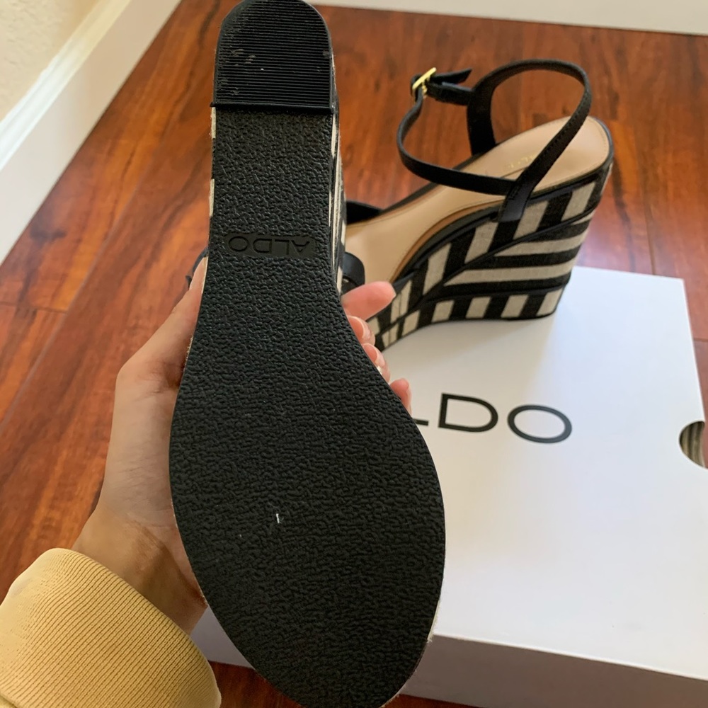 Wedges - Picture 4 of 5